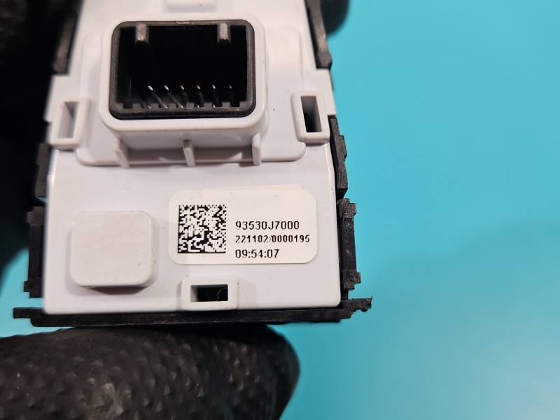 Блок кнопок склопідйомників Kia Ceed 93530J7000 — фото деталі 5
