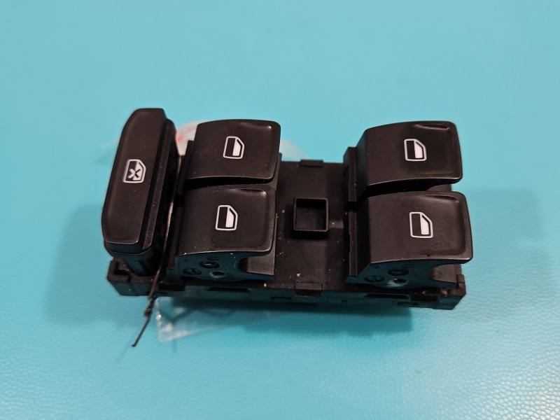 Блок кнопок склопідйомників Volkswagen Passat B8 5G0959857B — фото деталі 2