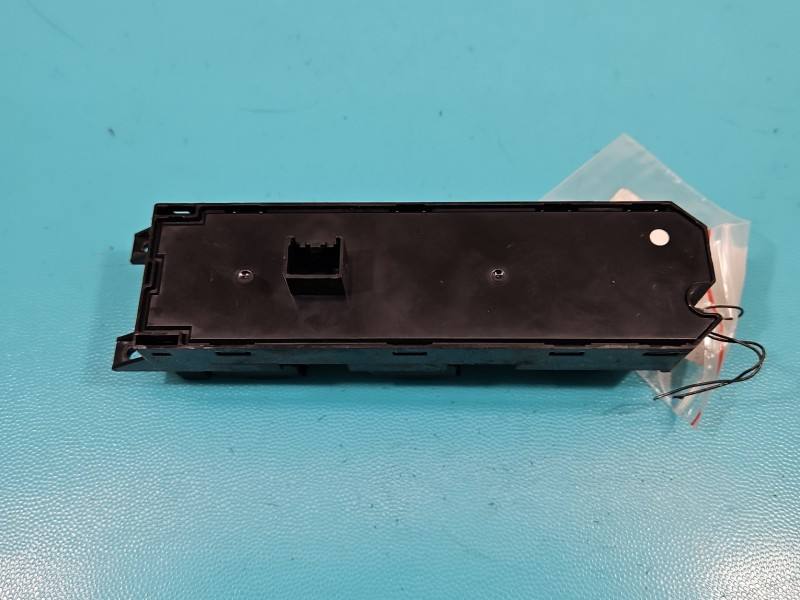 Блок кнопок стеклоподъемников Ford Galaxy 6M2T-14A132-BE — фото детали 3
