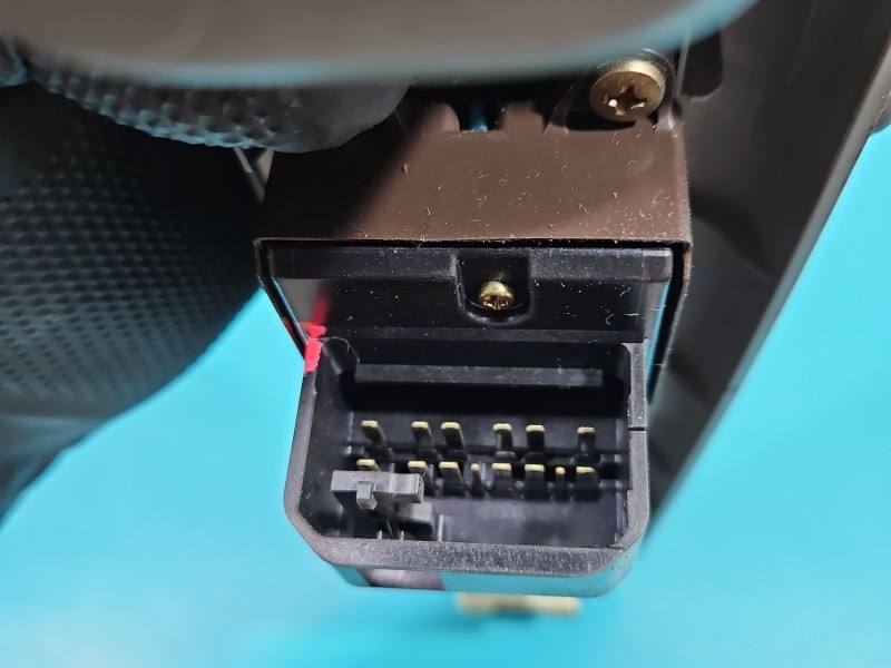 Блок кнопок стеклоподъемников Toyota Camry — фото детали 5