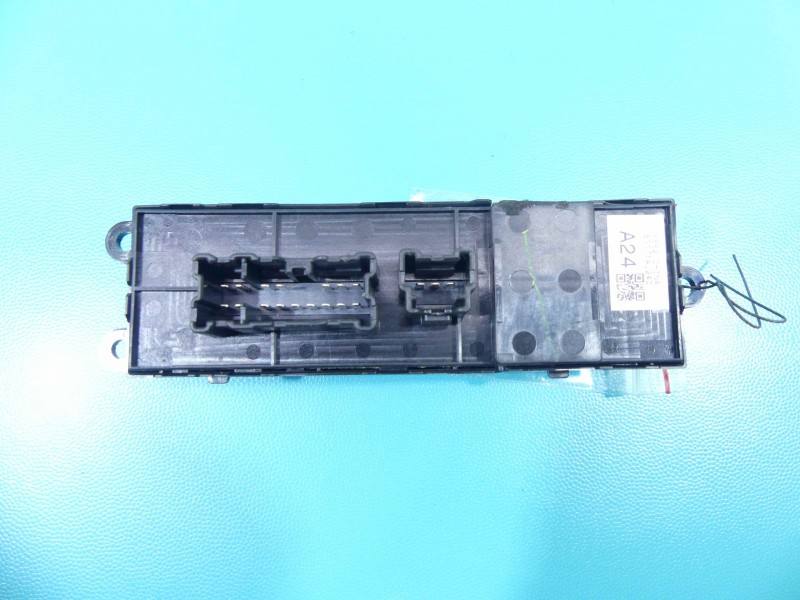 Блок кнопок стеклоподъемников Subaru Legacy 83071AJ240 — фото детали 3