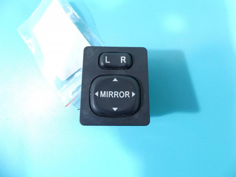 Блок кнопок склопідйомників Toyota Rav4 — фото деталі 2
