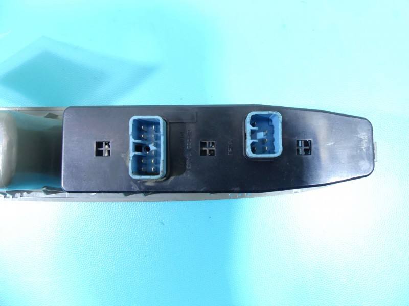 Блок кнопок склопідйомників Daewoo Evanda 612W08910 — фото деталі 4