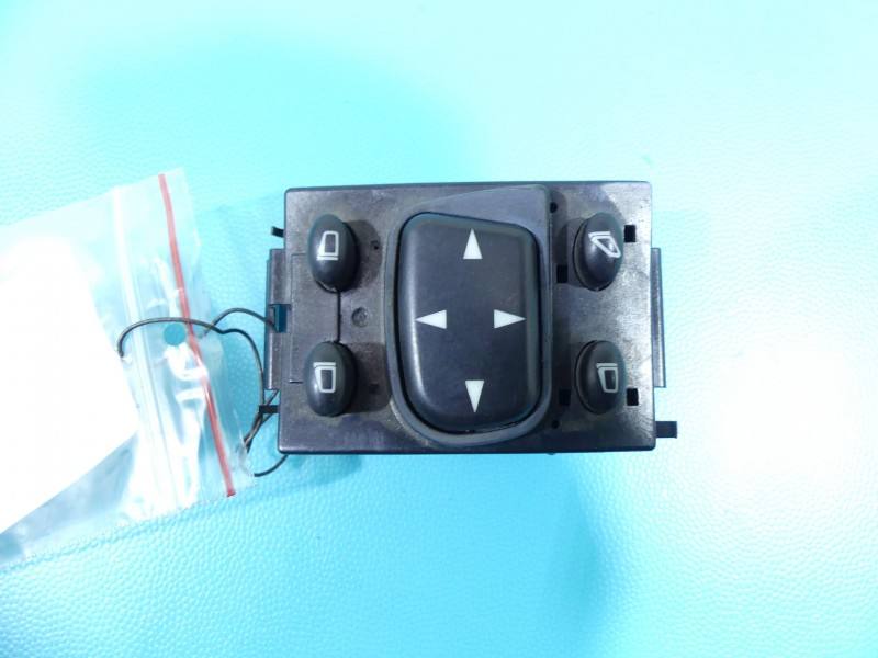 Блок кнопок склопідйомників Mercedes S W220 2208211551 — фото деталі 2