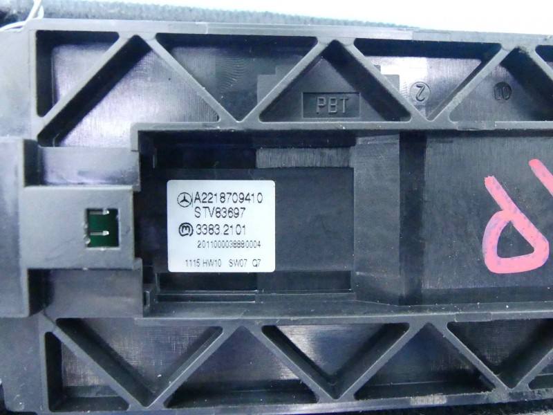 Блок кнопок склопідйомників Mercedes S W221 A2218709410 — фото деталі 4