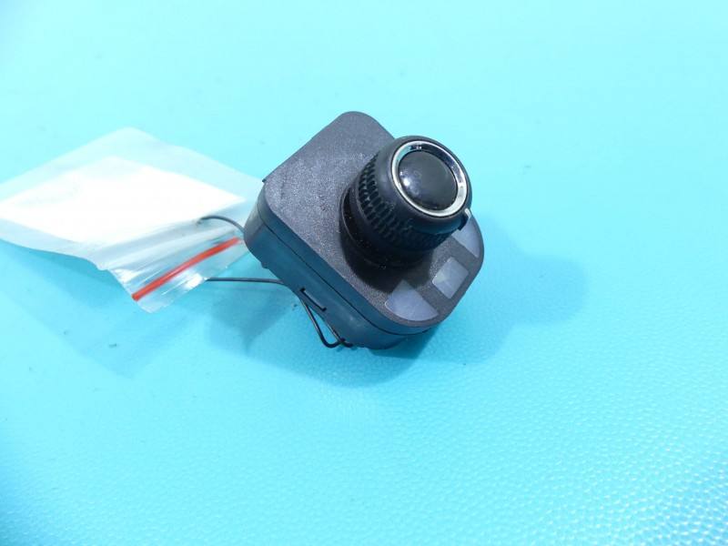 Блок кнопок склопідйомників Audi Q5 8K0959565B