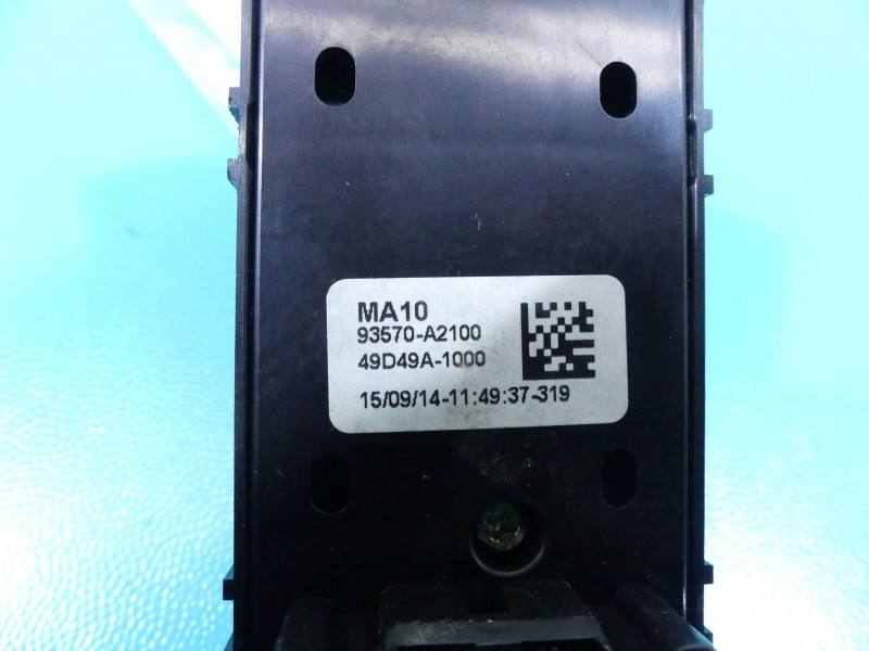 Блок кнопок склопідйомників Kia Ceed 93570-A2100 — фото деталі 6
