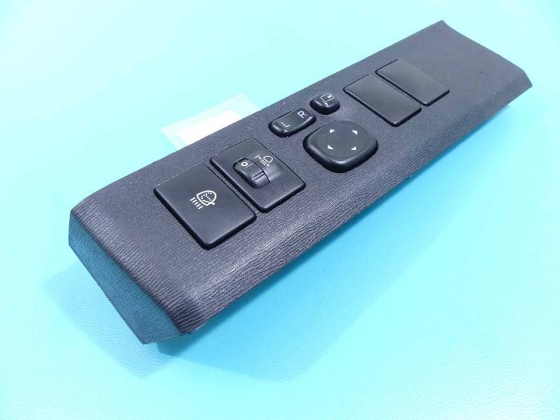 Блок кнопок склопідйомників Toyota Avensis T27 55446-05050