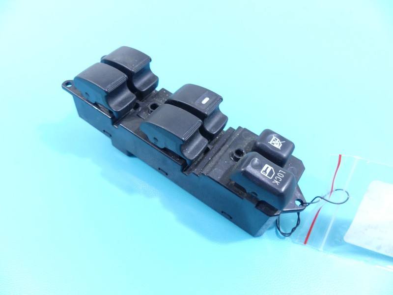 Блок кнопок склопідйомників Mitsubishi ASX 8608A207