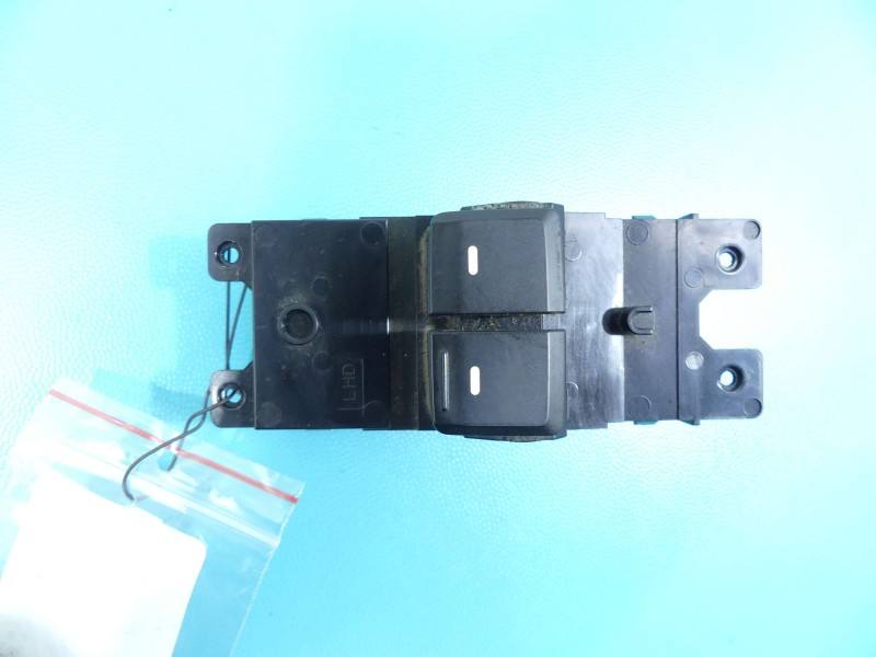 Блок кнопок склопідйомників Hyundai I20 93570-C8040 — фото деталі 2