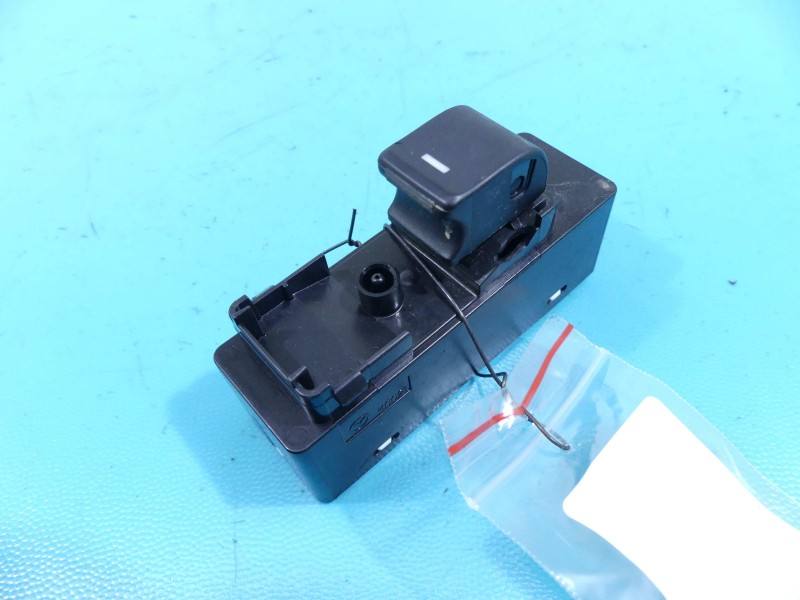 Блок кнопок склопідйомників Mazda 3 5AB-00422A01