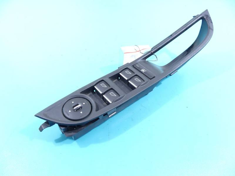Блок кнопок стеклоподъемников Ford Focus AM5T-14A132-AB