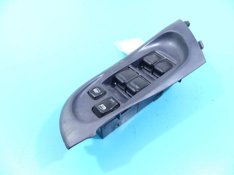 Блок кнопок склопідйомників Nissan Almera