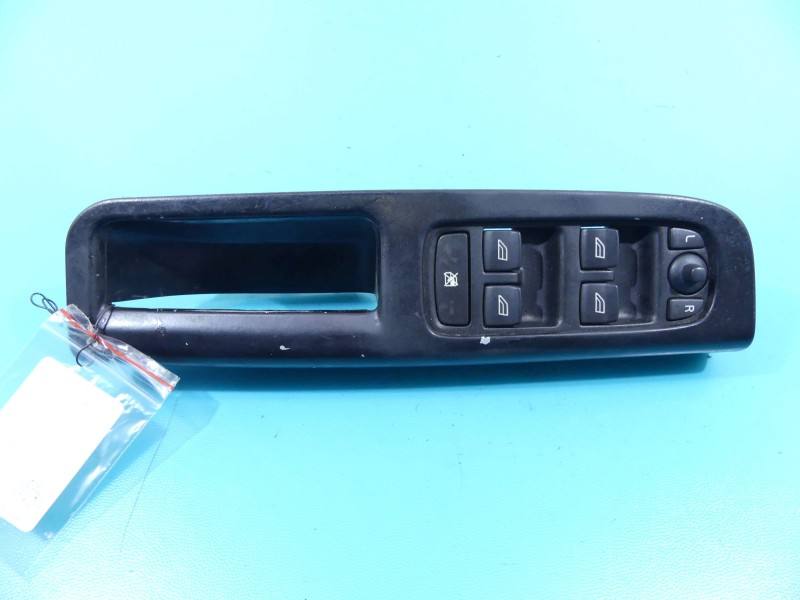 Блок кнопок стеклоподъемников Volvo S40 30710787 — фото детали 2