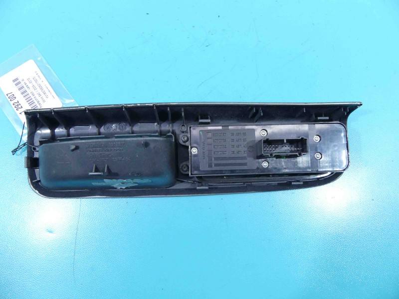 Блок кнопок стеклоподъемников Volvo S40 30710787 — фото детали 3