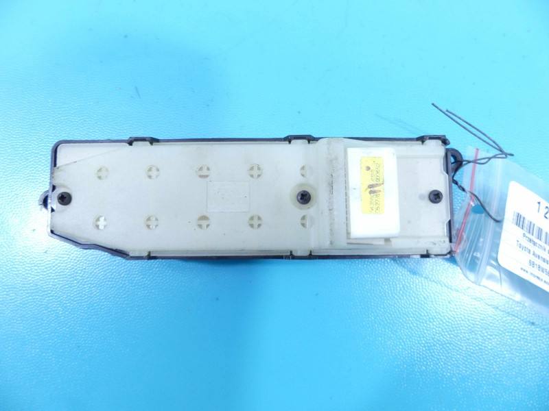 Блок кнопок склопідйомників Toyota Avensis T25 84802-05210-B0 — фото деталі 5
