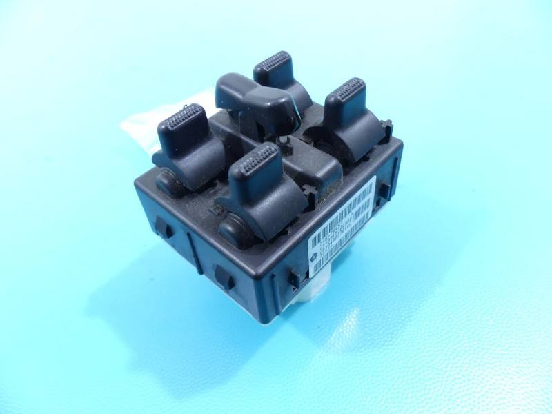 Блок кнопок склопідйомників Chrysler Pt cruiser 04602701AC