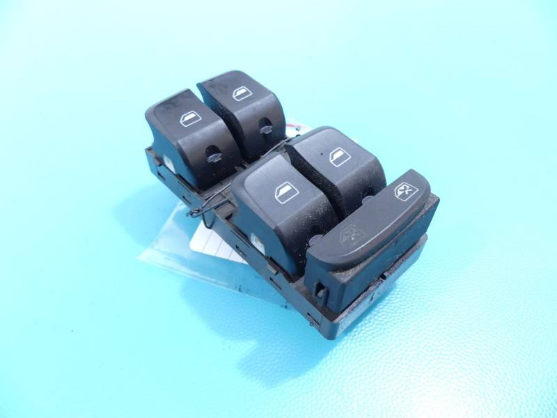 Блок кнопок склопідйомників Audi A4 B8 8K0959851