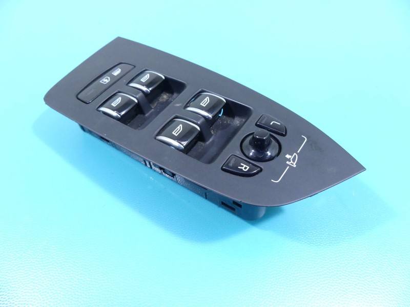 Блок кнопок склопідйомників Volvo S90 31415521