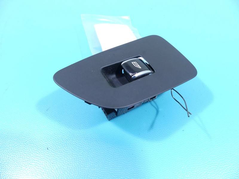 Блок кнопок склопідйомників Volvo S90 31415515