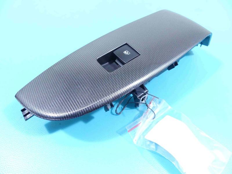 Блок кнопок склопідйомників Chevrolet Malibu 13305370
