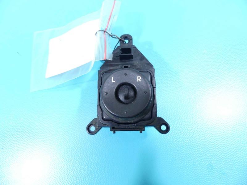 Блок кнопок стеклоподъемников Kia Soul 486480-1110