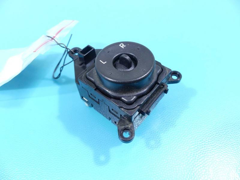 Блок кнопок стеклоподъемников Kia Soul 486480-1110 — фото детали 2