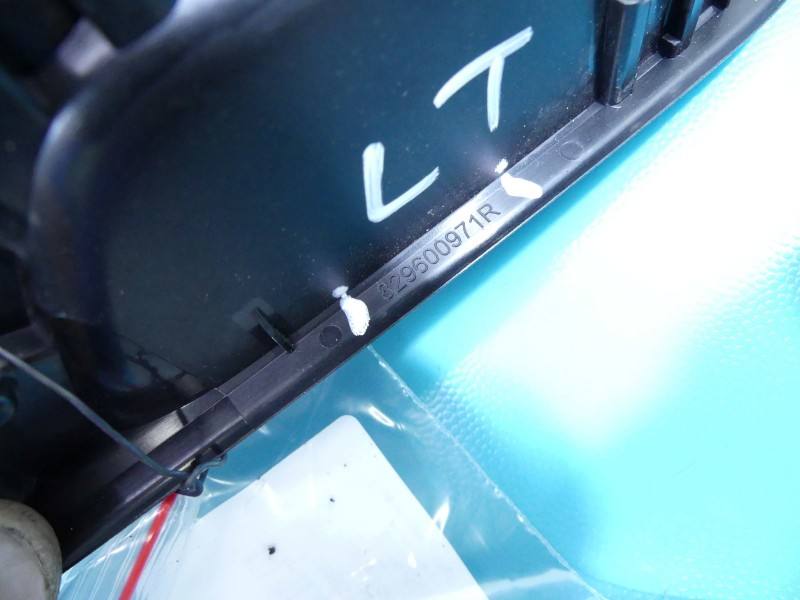 Блок кнопок склопідйомників Dacia Sandero 829600971R — фото деталі 5