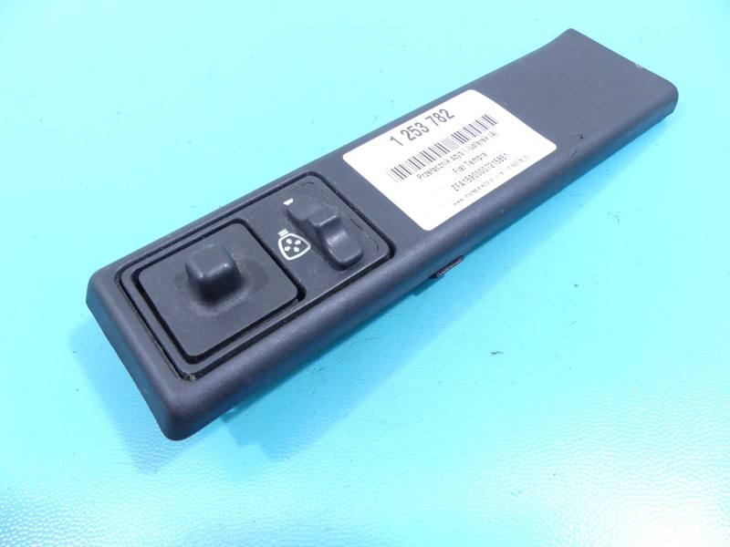 Блок кнопок склопідйомників Fiat Tempra