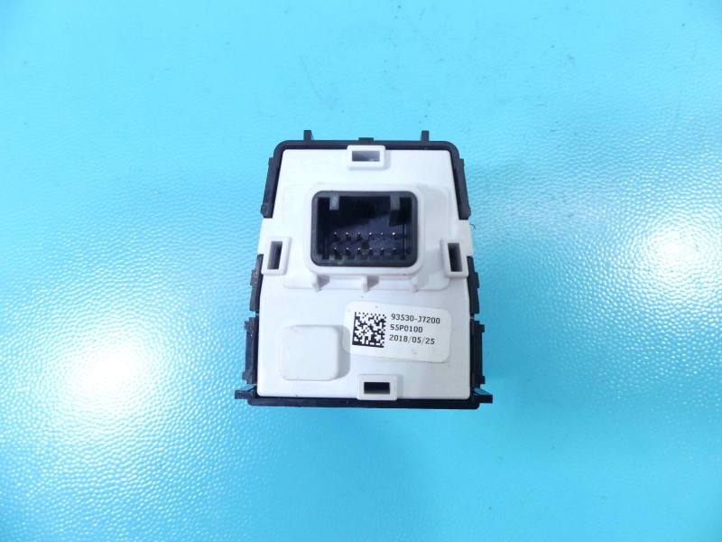 Блок кнопок склопідйомників Kia Ceed 93530-J7200 — фото деталі 4