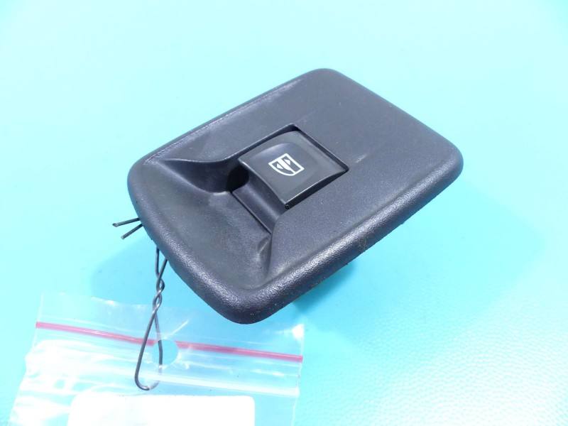 Блок кнопок стеклоподъемников Renault Trafic 809608963R