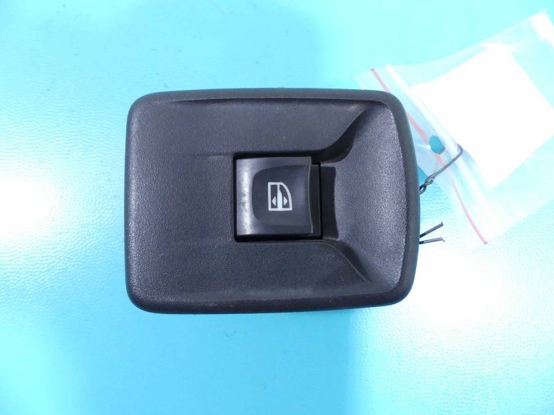 Блок кнопок стеклоподъемников Renault Trafic 809608963R — фото детали 2