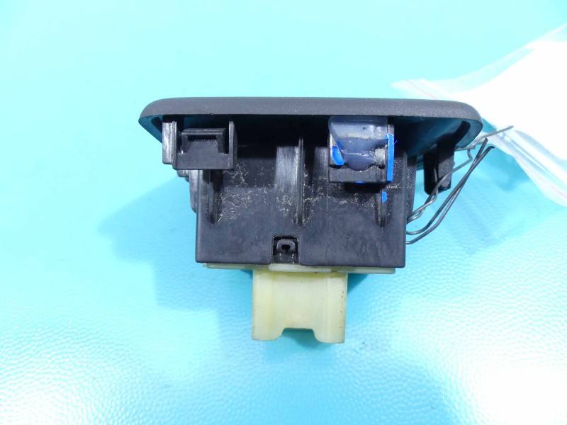 Блок кнопок стеклоподъемников Renault Trafic 809608963R — фото детали 3