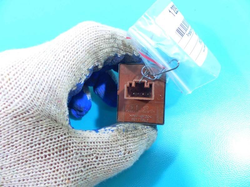 Блок кнопок стеклоподъемников Seat Altea 1K3859857 — фото детали 5