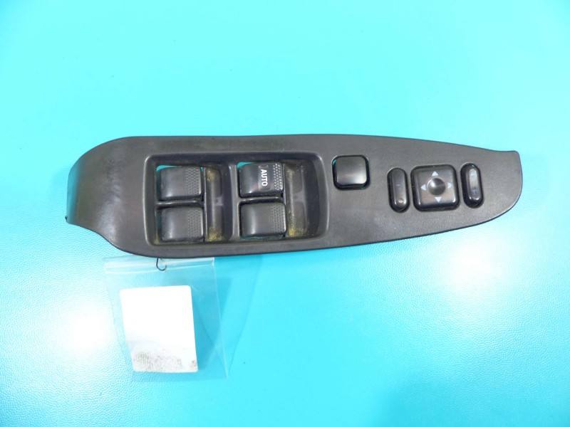 Блок кнопок стеклоподъемников Subaru Legacy 83071AE022 — фото детали 2