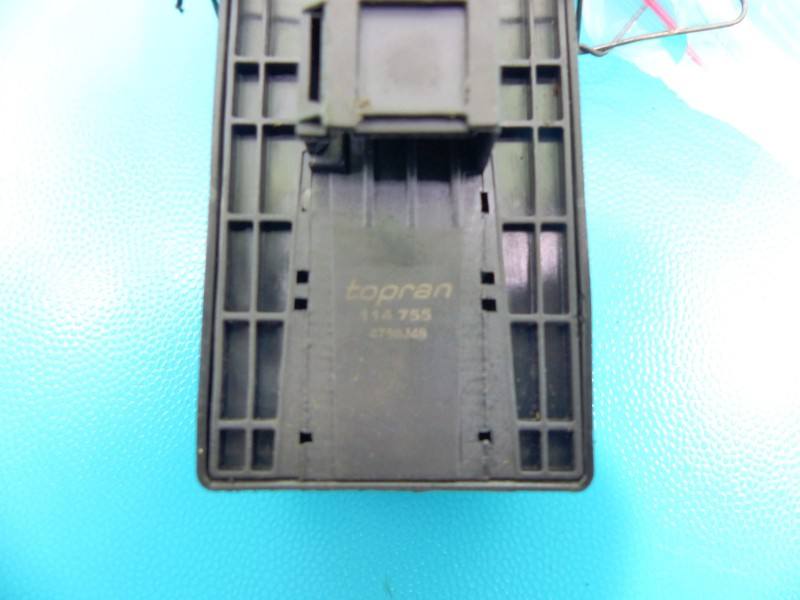Блок кнопок склопідйомників Audi A4 B8 114755 — фото деталі 4