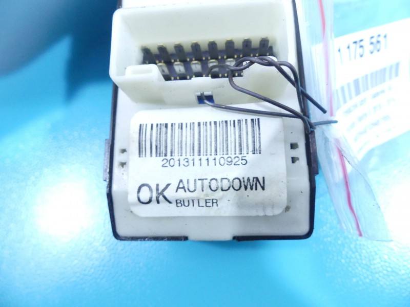 Блок кнопок стеклоподъемников Hyundai Elantra 93570-3X031RAS — фото детали 5