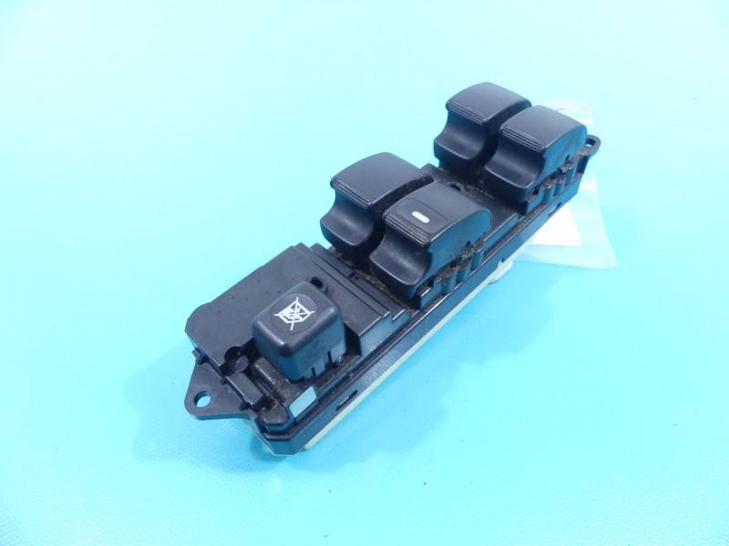 Блок кнопок склопідйомників Mitsubishi Grandis MN1410661E