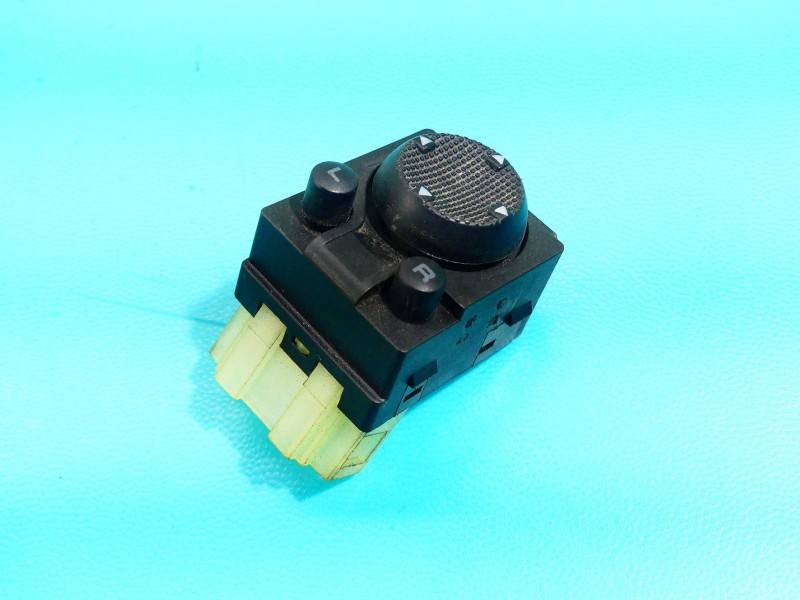 Блок кнопок стеклоподъемников Ford Galaxy 1H0959565