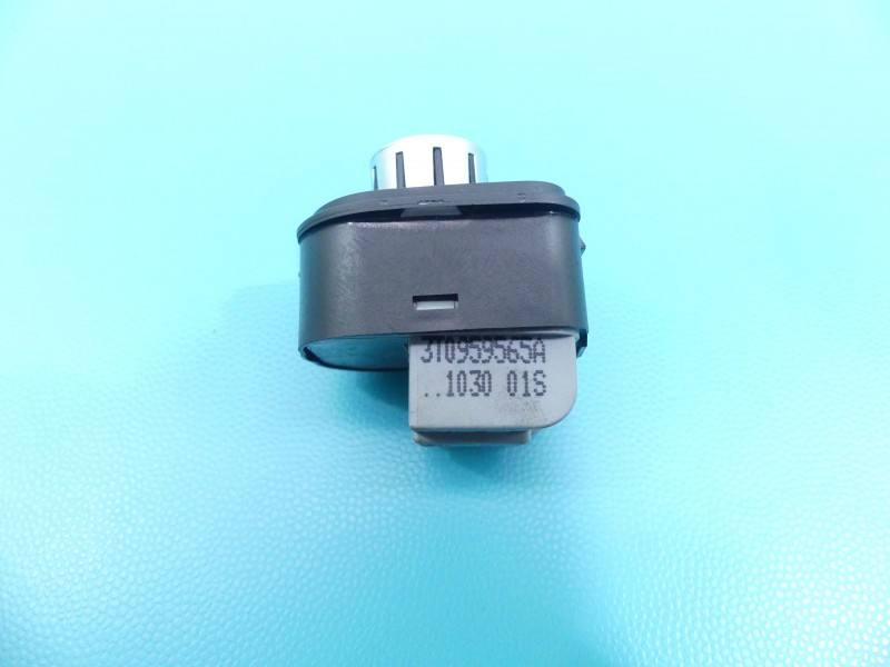 Блок кнопок склопідйомників Skoda Superb 2 3T0959565A — фото деталі 3