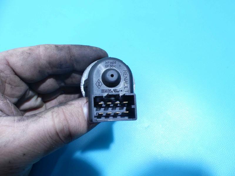 Блок кнопок склопідйомників Renault Megane 2 8200002442A — фото деталі 3