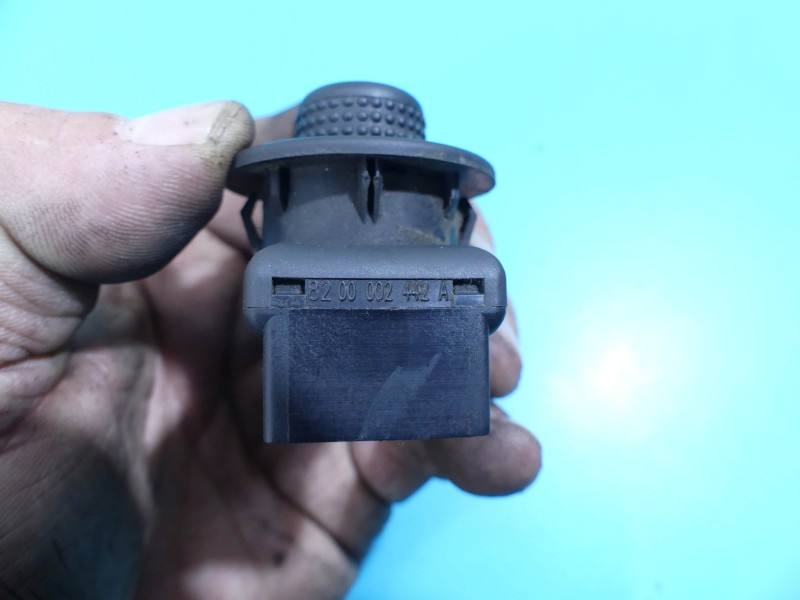 Блок кнопок склопідйомників Renault Megane 2 8200002442A — фото деталі 4