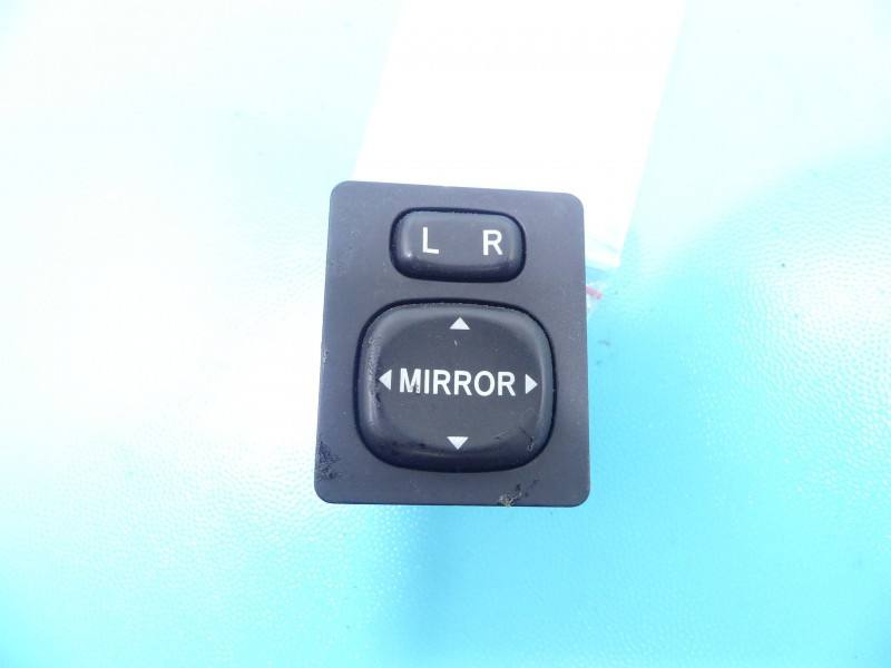 Блок кнопок склопідйомників Toyota Yaris 3 769746F