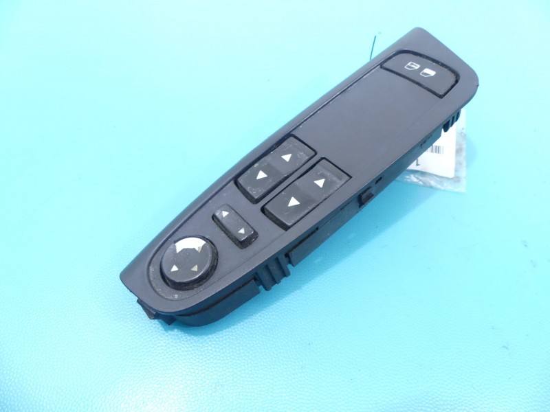 Блок кнопок склопідйомників Fiat Stilo