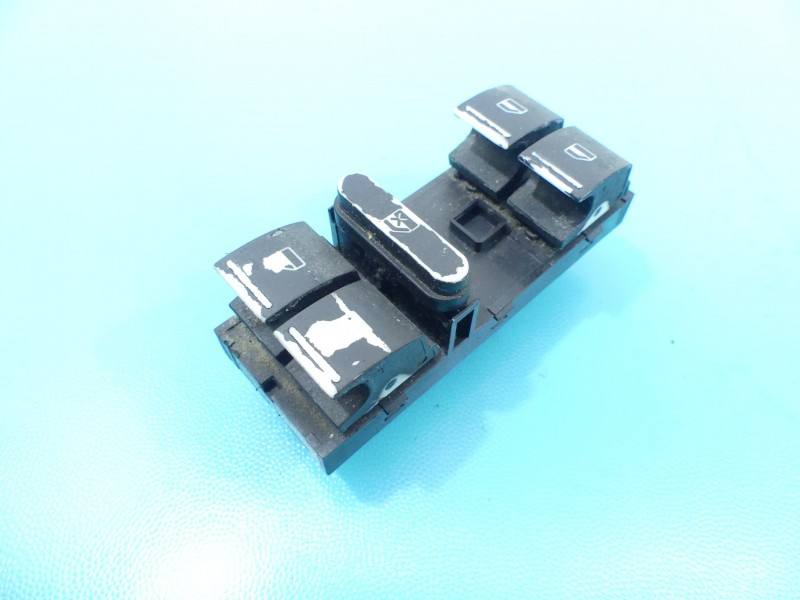 Блок кнопок склопідйомників Volkswagen Touareg 7L6959857A