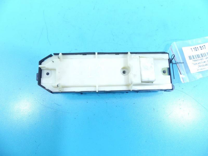 Блок кнопок склопідйомників Toyota Land Cruiser — фото деталі 3