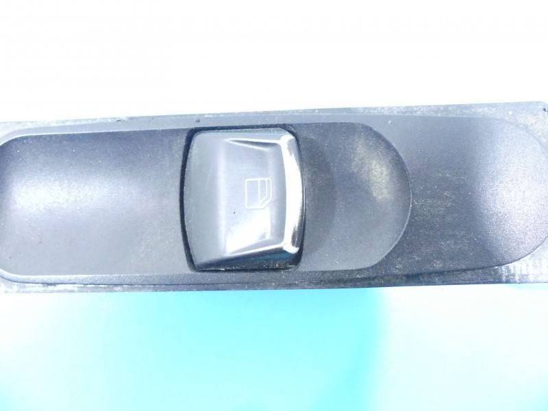 Блок кнопок склопідйомників Volkswagen Crafter 9065450913 — фото деталі 3