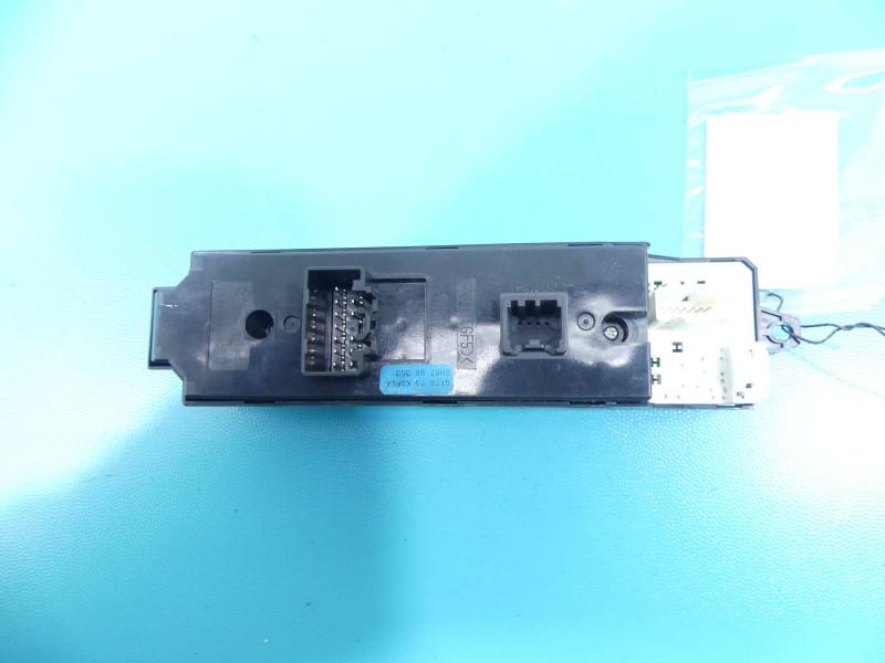 Блок кнопок склопідйомників Mazda CX-7 EH6766350 — фото деталі 3