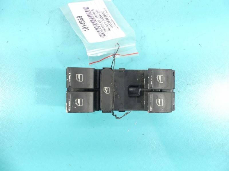 Блок кнопок склопідйомників Seat Toledo 1K4959857