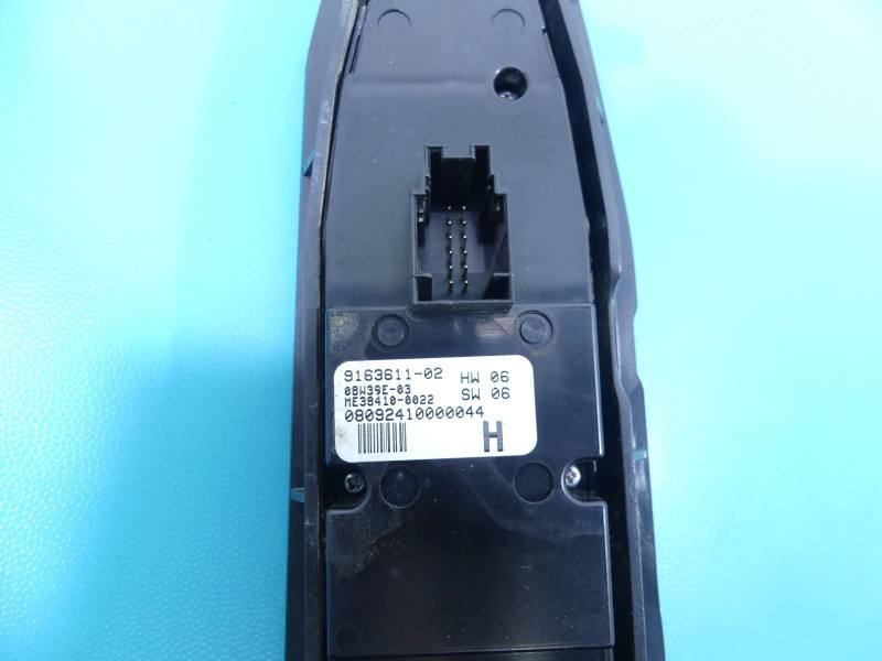 Блок кнопок склопідйомників BMW 7 F01 9163611-02 — фото деталі 6